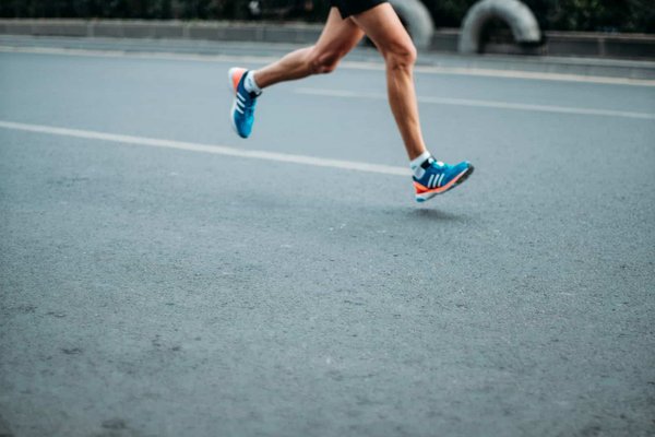 Comment Appelle-t-on celui qui fait le marathon ?